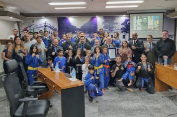 Foto - Grão Mestre João Rezende é cidadão caçapavense