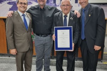 Foto - Grão Mestre João Rezende é cidadão caçapavense