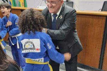 Foto - Grão Mestre João Rezende é cidadão caçapavense