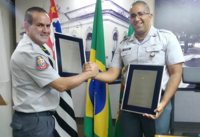 SR SAMARONI BATISTA VITOR E EDUARDO RUFINO SÃO HOMENAGEADOS