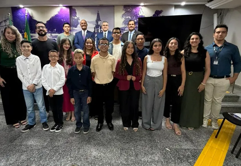 Câmara Municipal realiza Sessão Especial de Posse dos Vereadores do Câmara Jovem